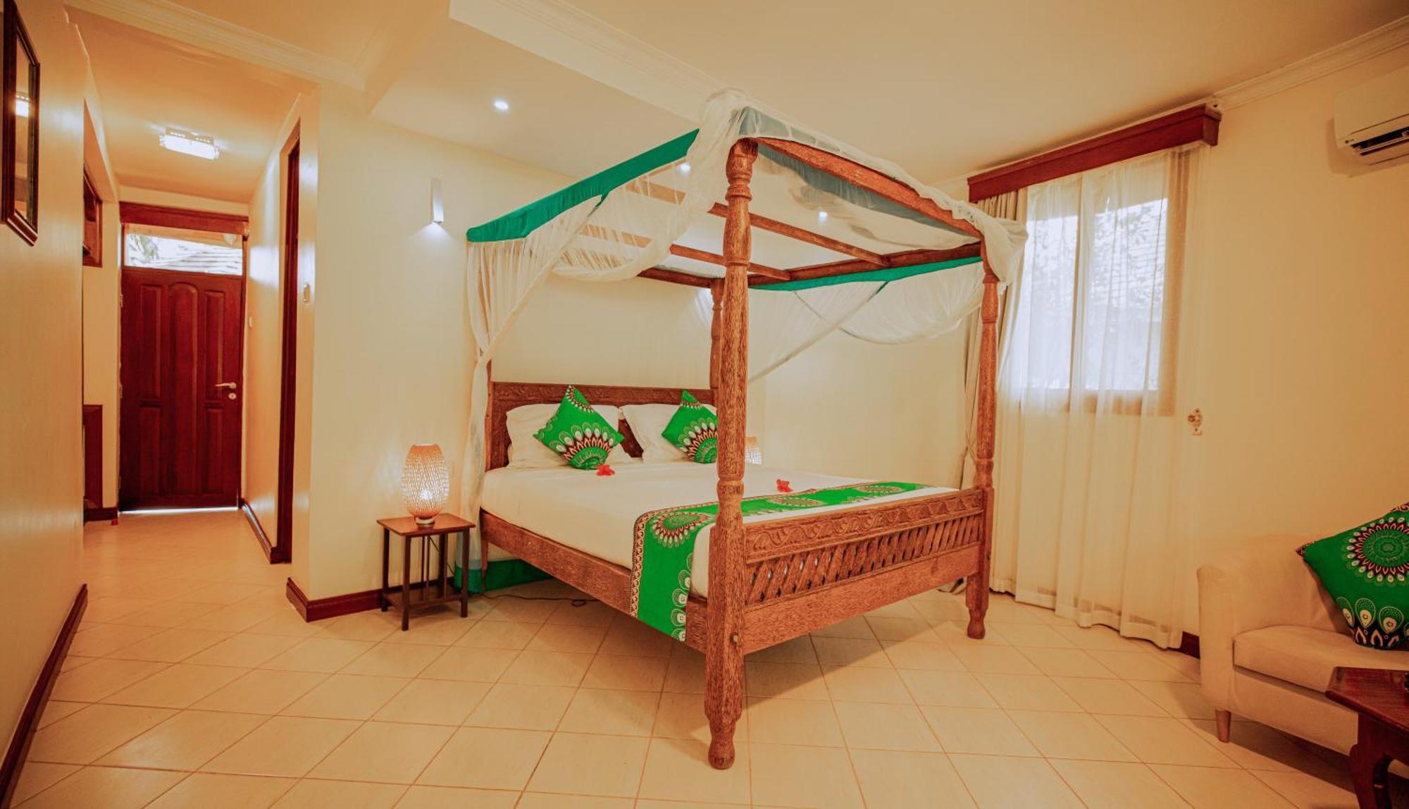 Sansi Kae Beach Resort Michamvi Kae Bagian luar foto