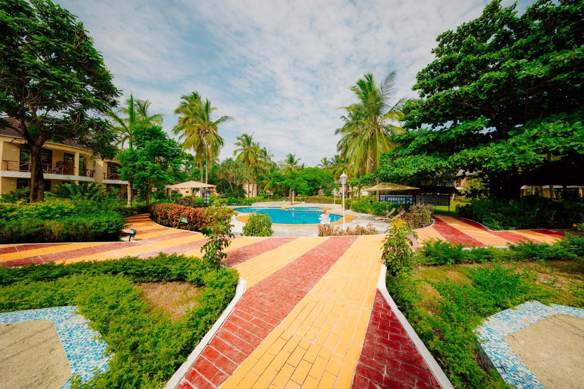 Sansi Kae Beach Resort Michamvi Kae Bagian luar foto